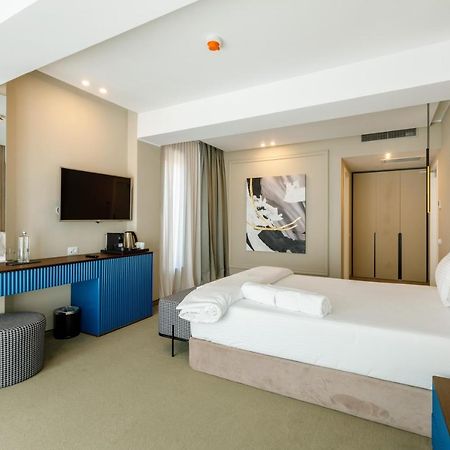 Onal Boutique Hotelier Mamaia Eksteriør bilde