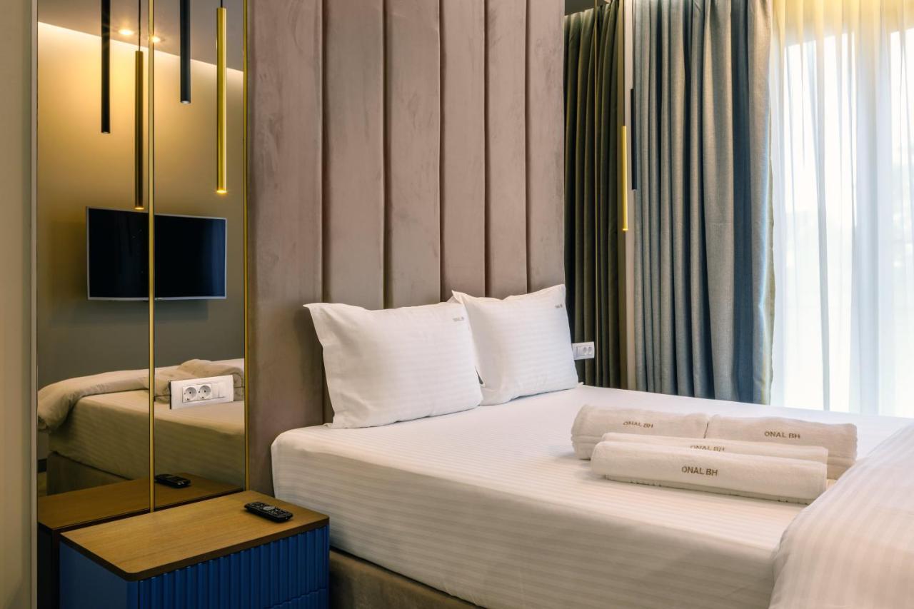 Onal Boutique Hotelier Mamaia Eksteriør bilde